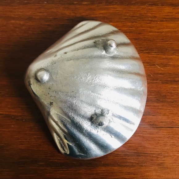 Mexican pewter seashell ring dish - Picture 4 of 7